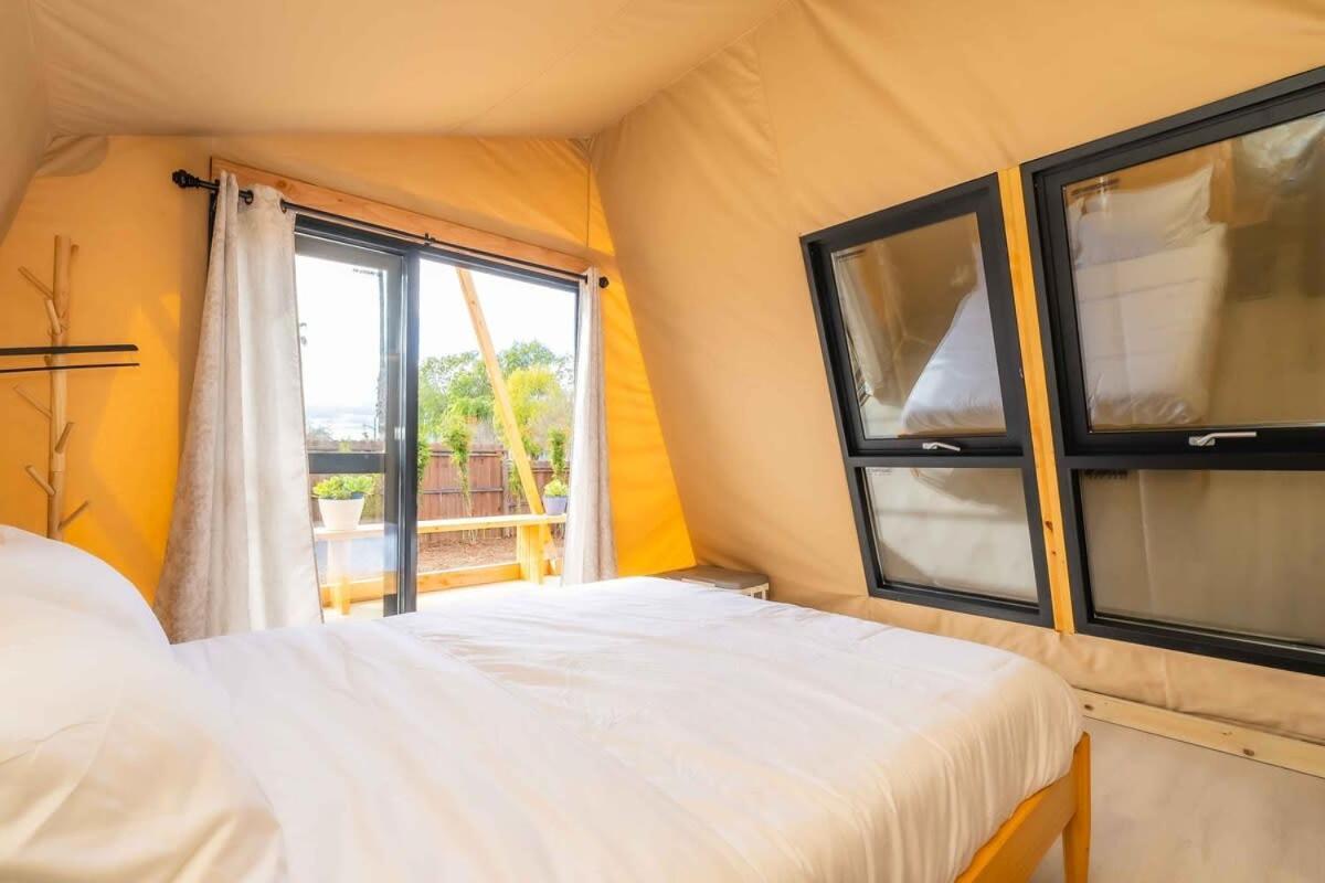Hotel Glamping In The Urban Glendora Exterior foto