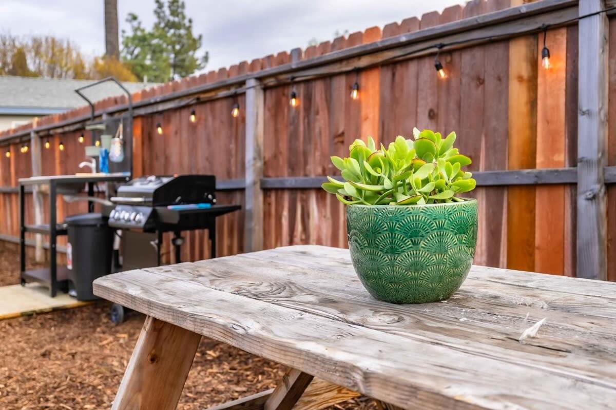 Hotel Glamping In The Urban Glendora Exterior foto